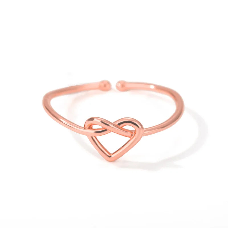 Amoura Heart Ring