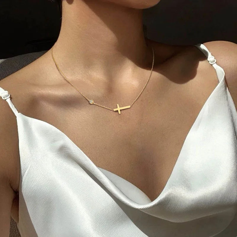 Crossline Pendant Necklace