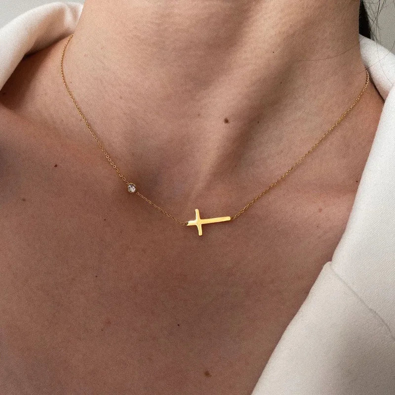 Crossline Pendant Necklace